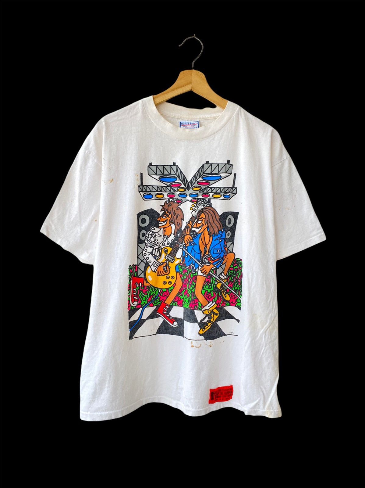 Band Tees Vintage 90s B’Z Japanese Guitarist Tak Matsumoto White Tee Size US XL / EU 56 / 4 - 1 Thumbnail