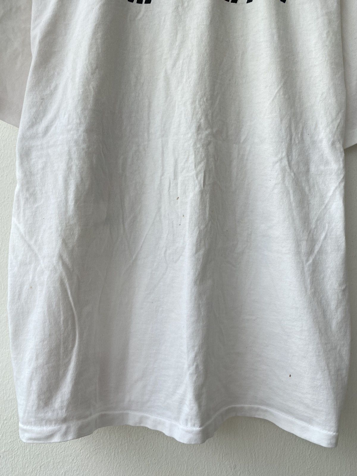 Band Tees Vintage 90s B’Z Japanese Guitarist Tak Matsumoto White Tee Size US XL / EU 56 / 4 - 15 Thumbnail