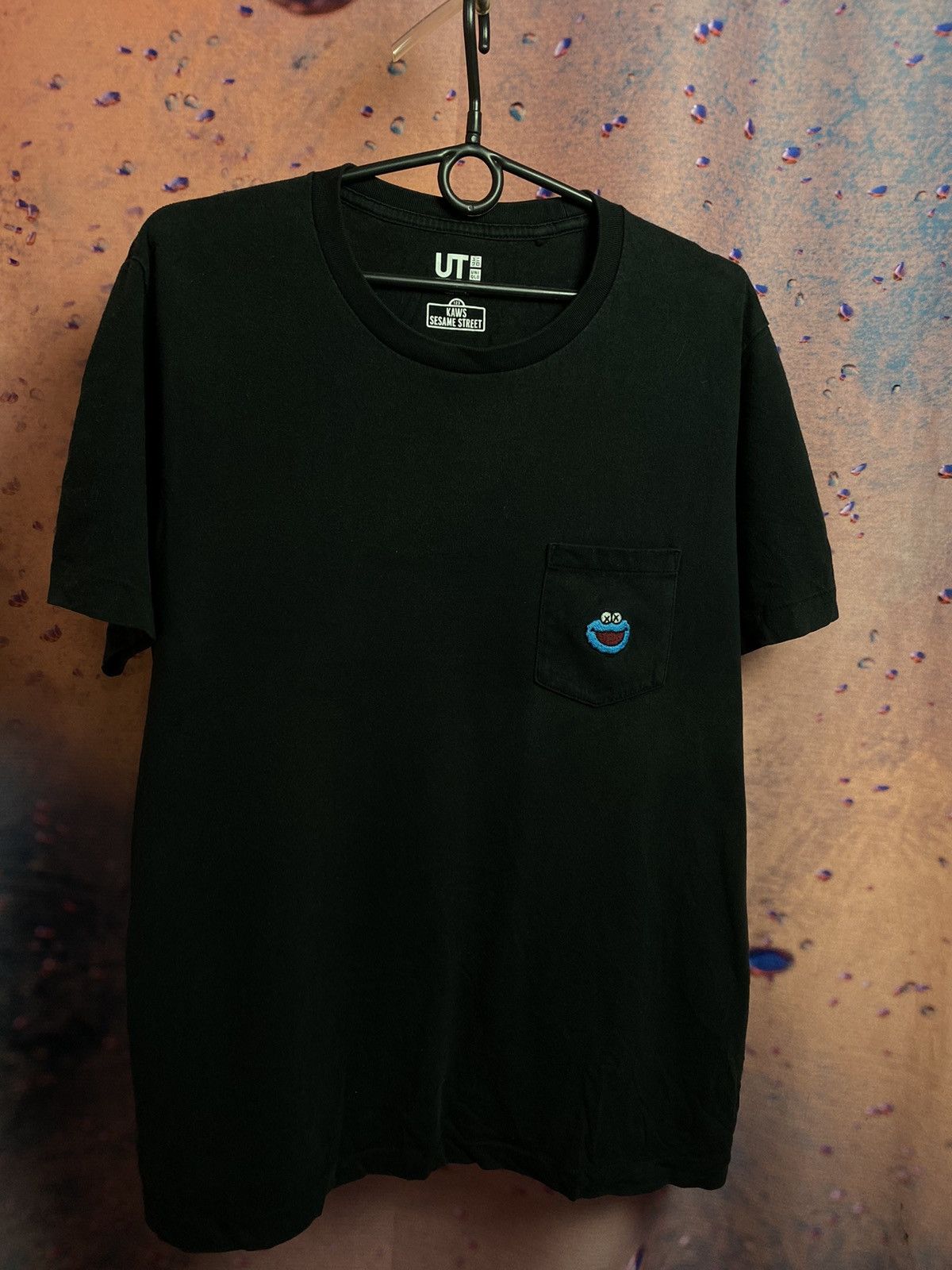 Kaws × Uniqlo Uniqlo x kaws x Sesame Street streetwear tee Size US M / EU 48-50 / 2 - 2 Thumbnail