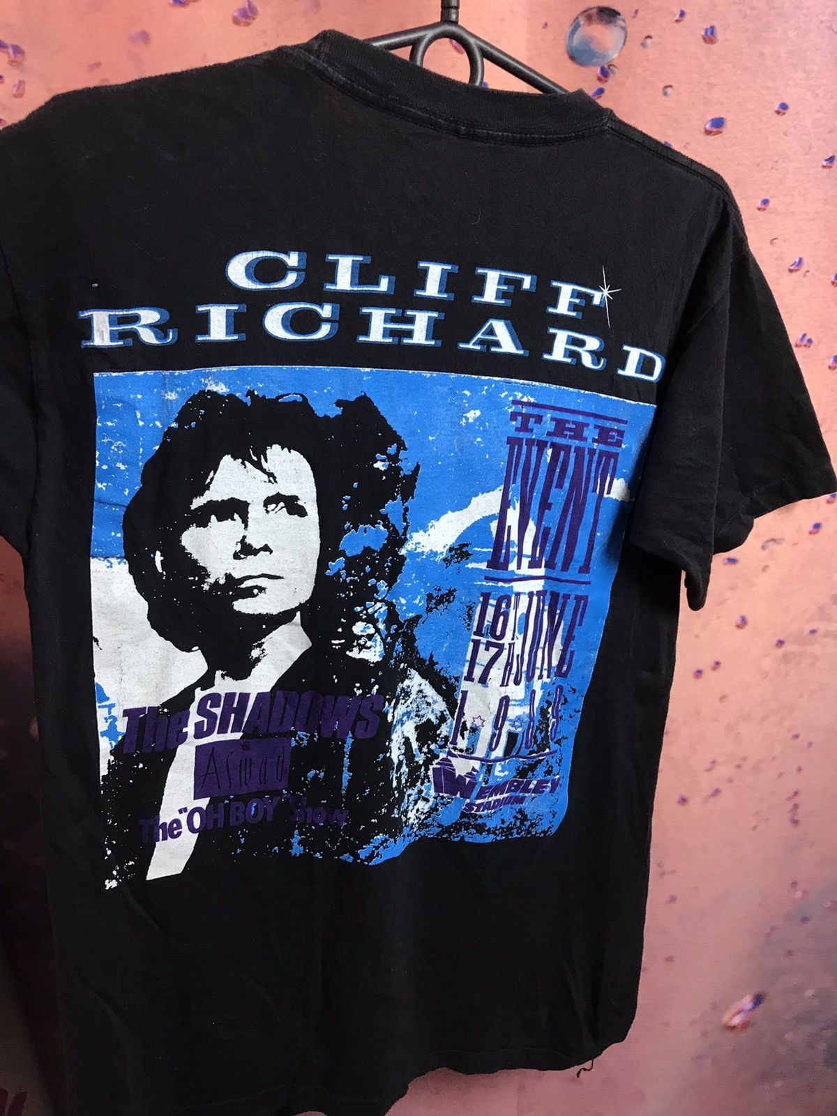 Band Tees Vintage 90s Clif Richard band rock tee Size US M / EU 48-50 / 2 - 5 Thumbnail