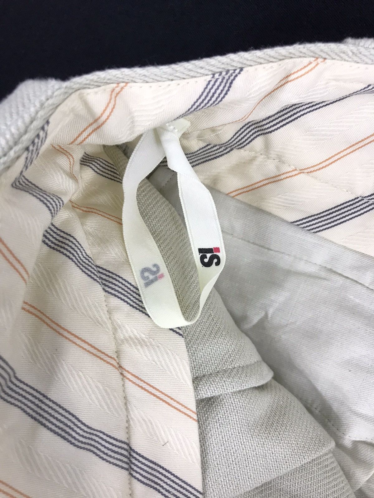 Issey Miyake I.S Issey Miyake Studio Short Pant Size 30" / US 8 / IT 44 - 3 Thumbnail