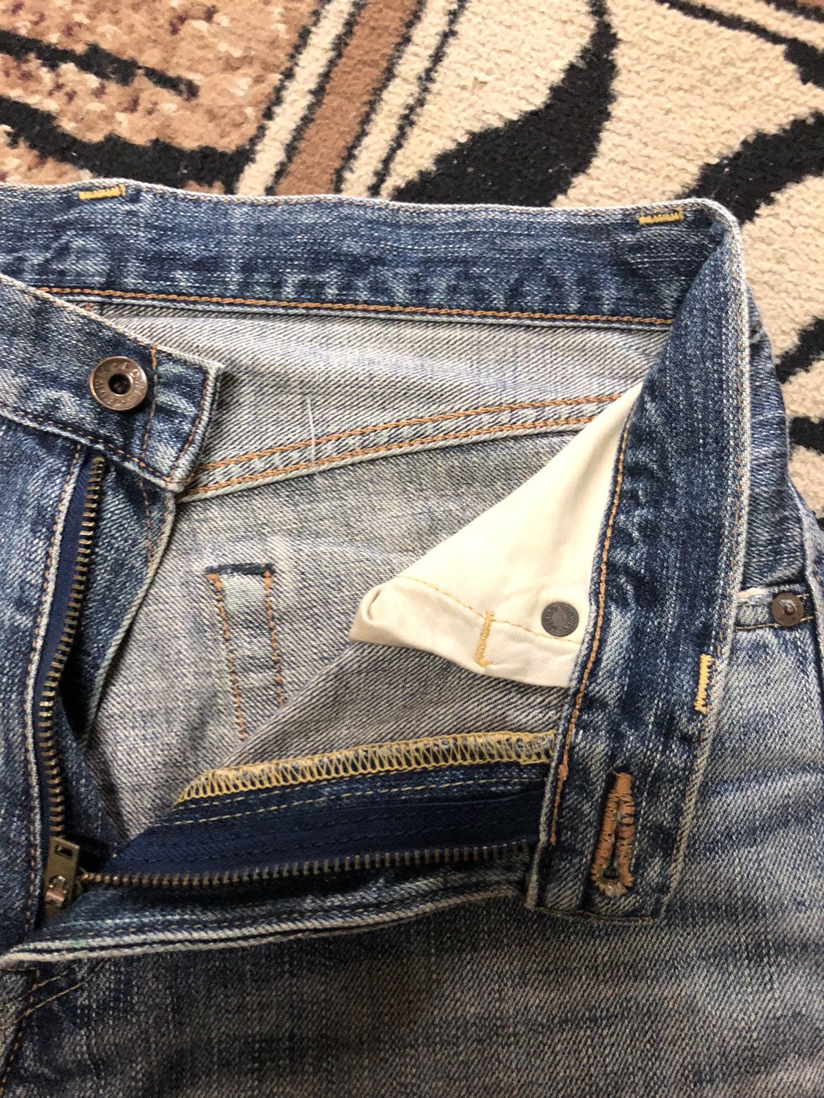 Edwin × Vintage VINTAGE SELVEDGE EDWIN 505zx DISTRESSED DENIM Size US 30 / EU 46 - 6 Thumbnail