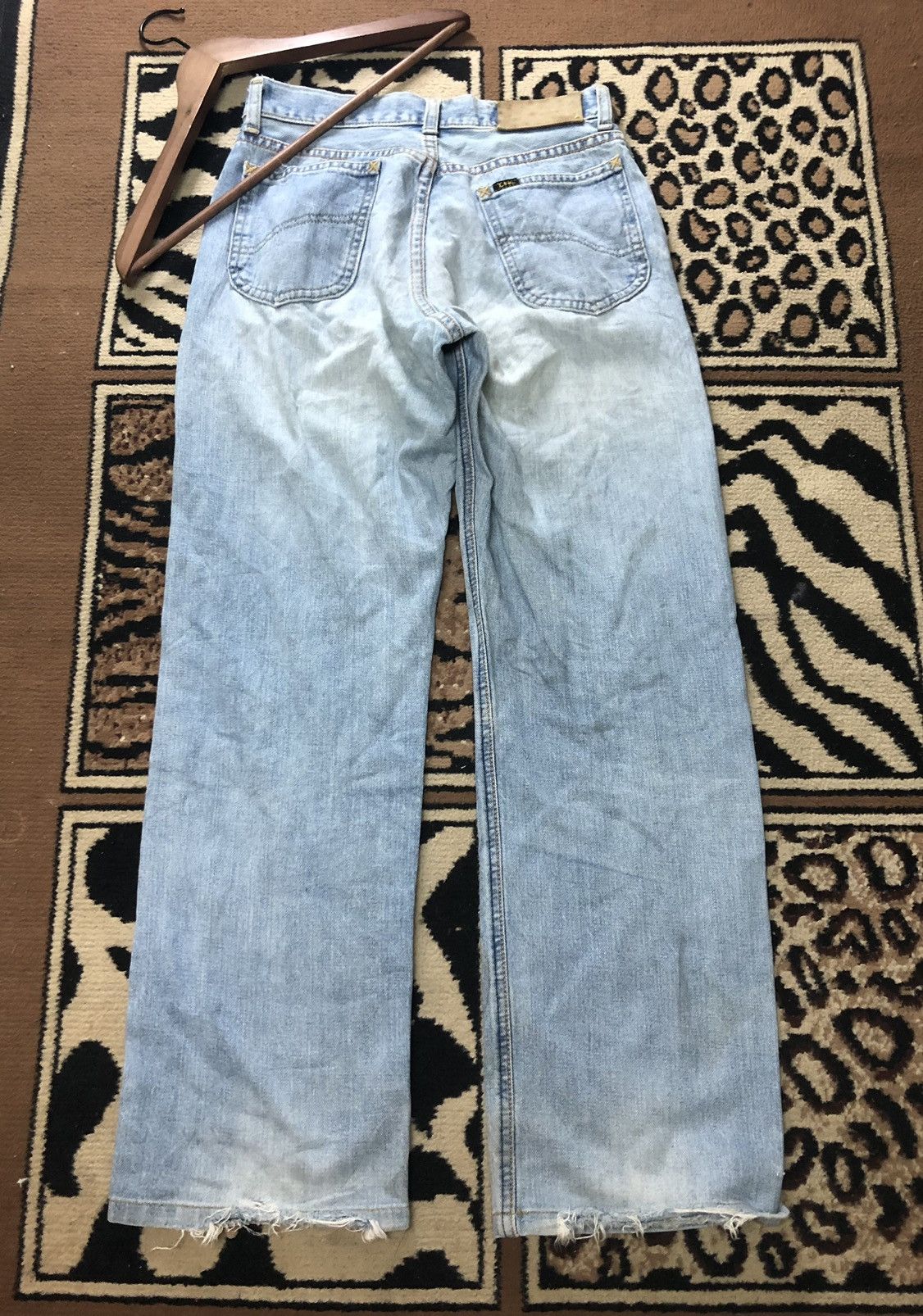 Lee × Salvage × Vintage VINTAGE SELVEDGE MISS LEE RIDER LIGHT BLUE DISTRESSED DENIM Size US 28 / EU 44 - 11 Thumbnail