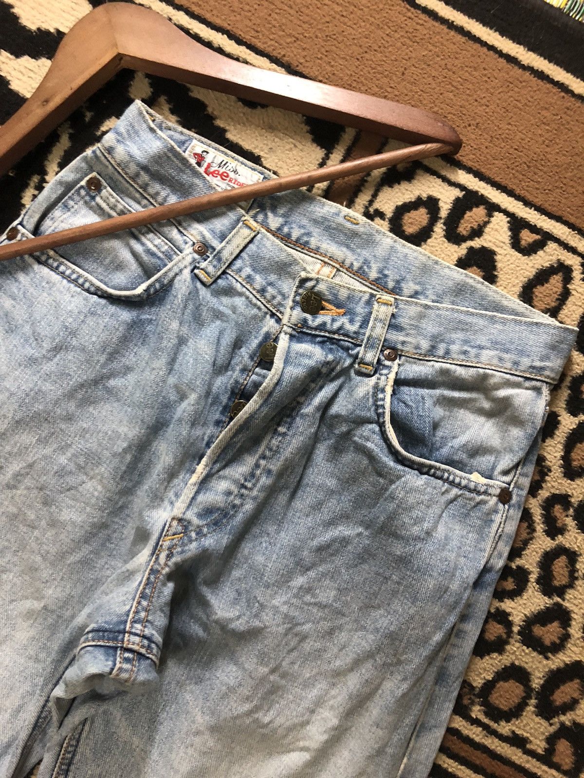 Lee × Salvage × Vintage VINTAGE SELVEDGE MISS LEE RIDER LIGHT BLUE DISTRESSED DENIM Size US 28 / EU 44 - 2 Thumbnail