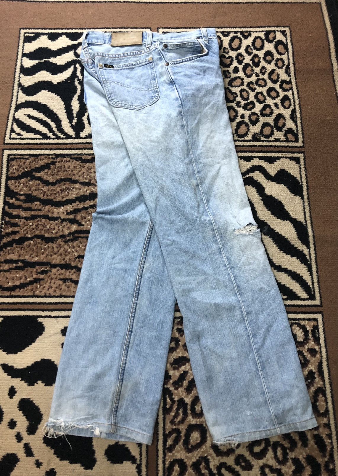 Lee × Salvage × Vintage VINTAGE SELVEDGE MISS LEE RIDER LIGHT BLUE DISTRESSED DENIM Size US 28 / EU 44 - 16 Thumbnail