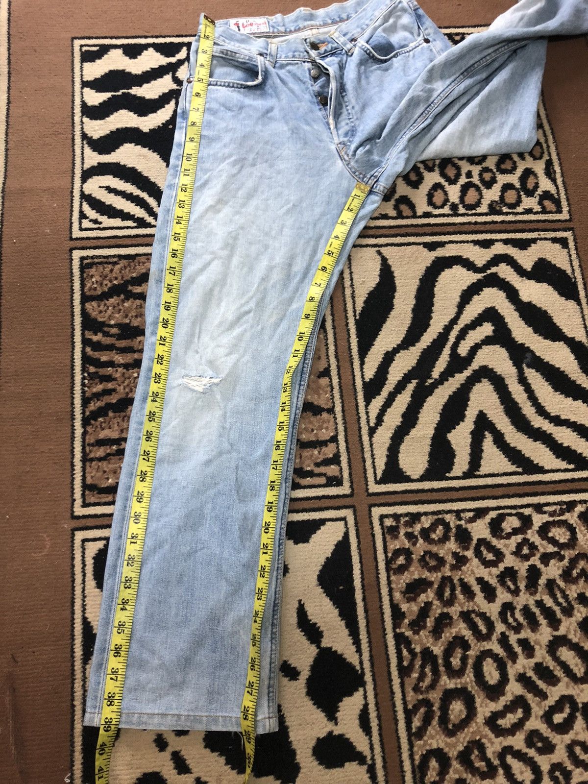 Lee × Salvage × Vintage VINTAGE SELVEDGE MISS LEE RIDER LIGHT BLUE DISTRESSED DENIM Size US 28 / EU 44 - 18 Thumbnail