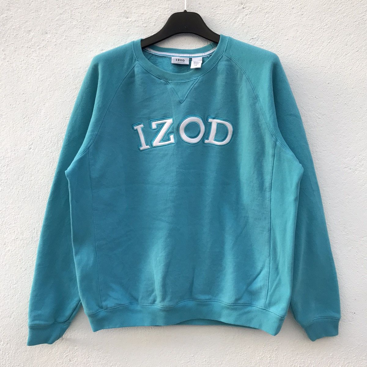 Izod Big Logo Embroidered Crewneck Sweatshirt