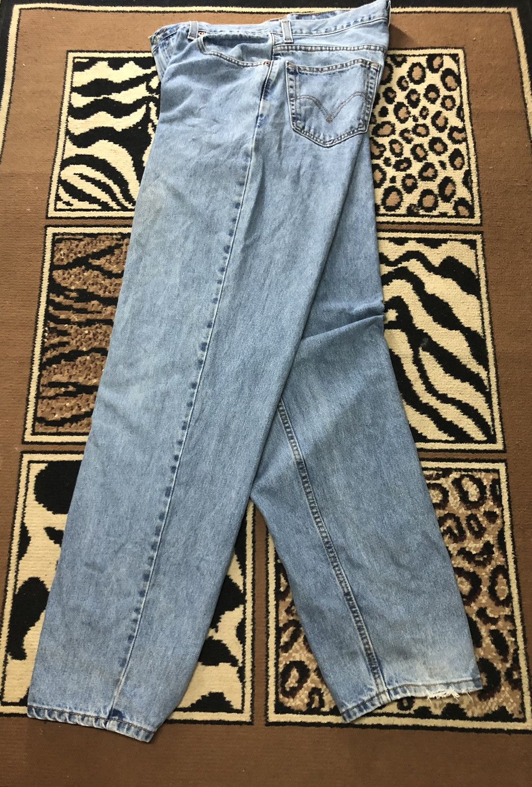 Levi's × Vintage VINTAGE LEVIS 560 COMFORT FIT LIGHT BLUE WASH DISTRESED Size US 32 / EU 48 - 14 Thumbnail