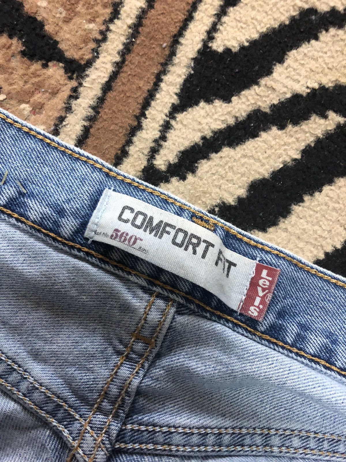 Levi's × Vintage VINTAGE LEVIS 560 COMFORT FIT LIGHT BLUE WASH DISTRESED Size US 32 / EU 48 - 9 Thumbnail
