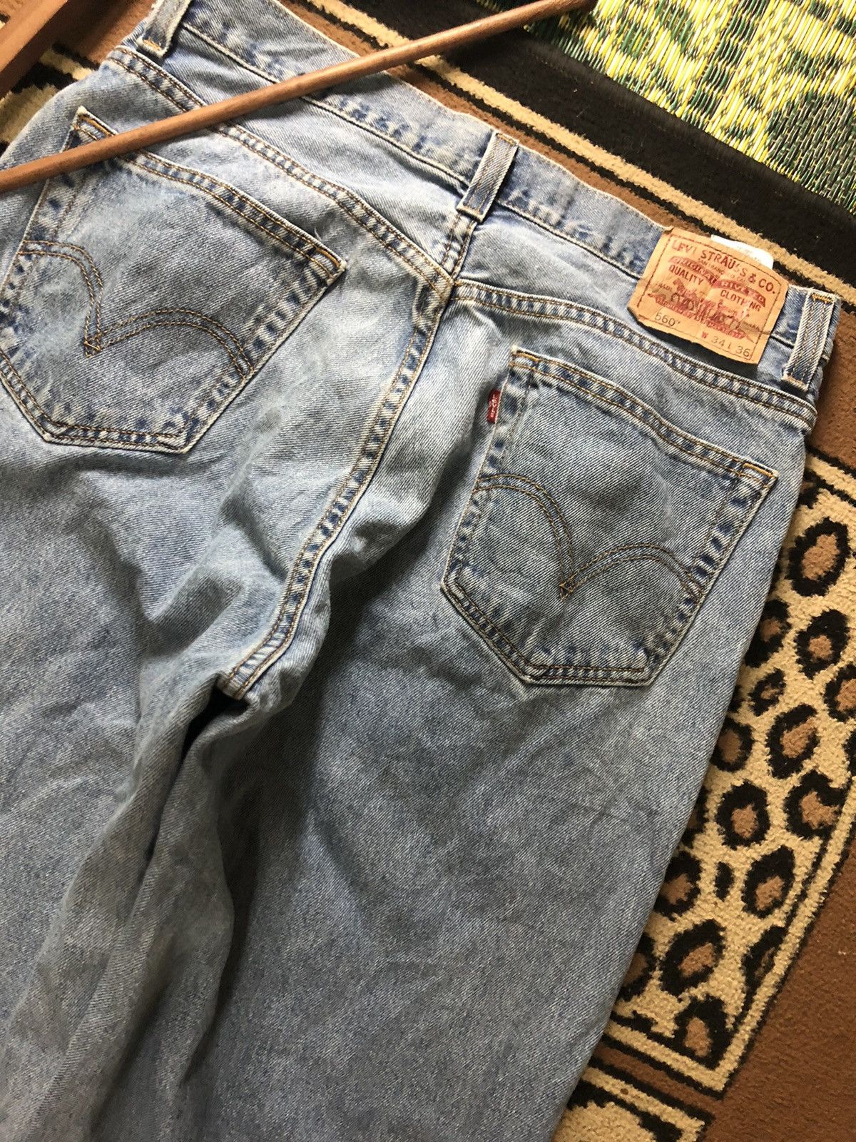 Levi's × Vintage VINTAGE LEVIS 560 COMFORT FIT LIGHT BLUE WASH DISTRESED Size US 32 / EU 48 - 11 Thumbnail