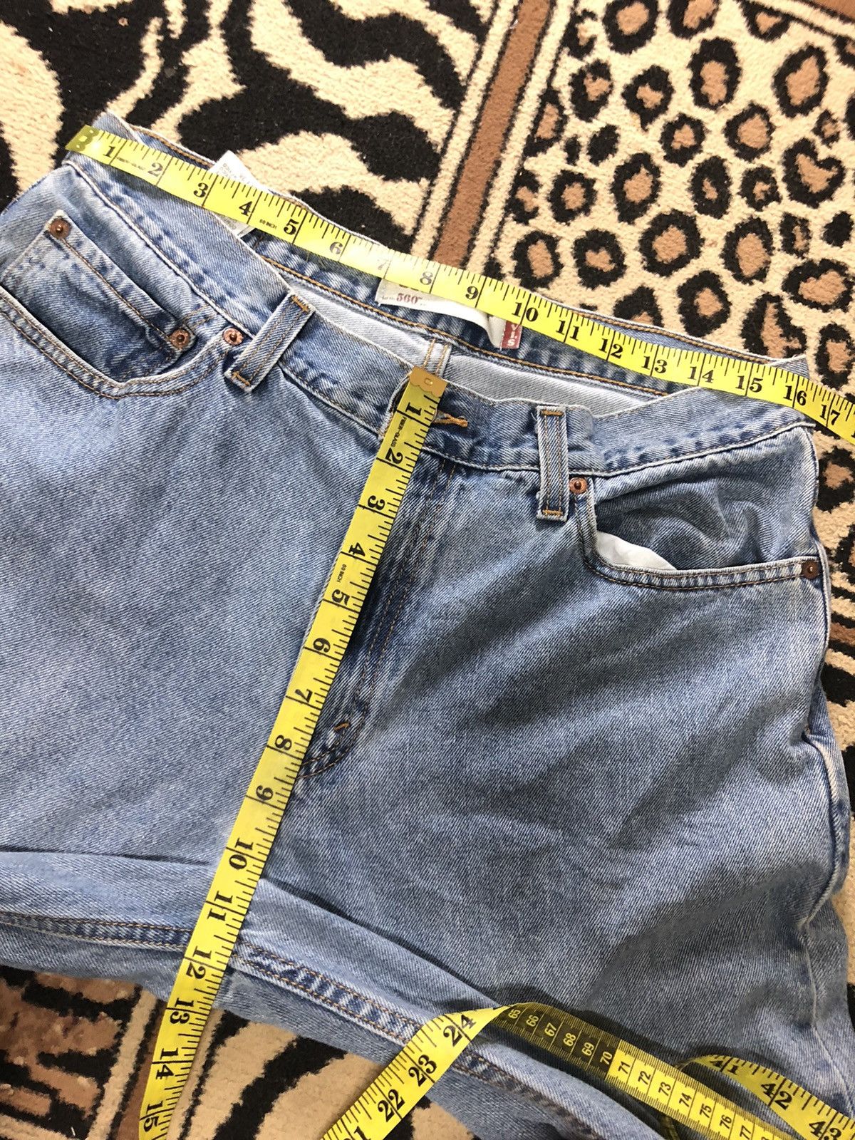 Levi's × Vintage VINTAGE LEVIS 560 COMFORT FIT LIGHT BLUE WASH DISTRESED Size US 32 / EU 48 - 16 Thumbnail