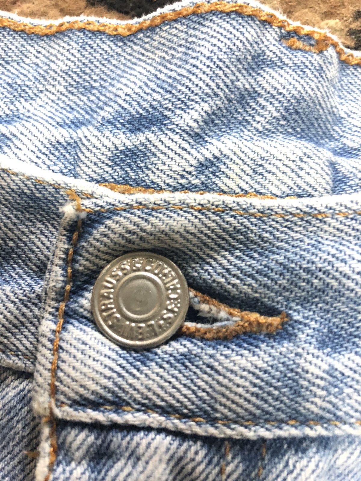 Levi's Vintage Clothing × Vintage VTG LEVIS 505 REGULAR FIT STRAIGHT LEG LIGHT BLUE WASH DENI Size US 34 / EU 50 - 8 Thumbnail