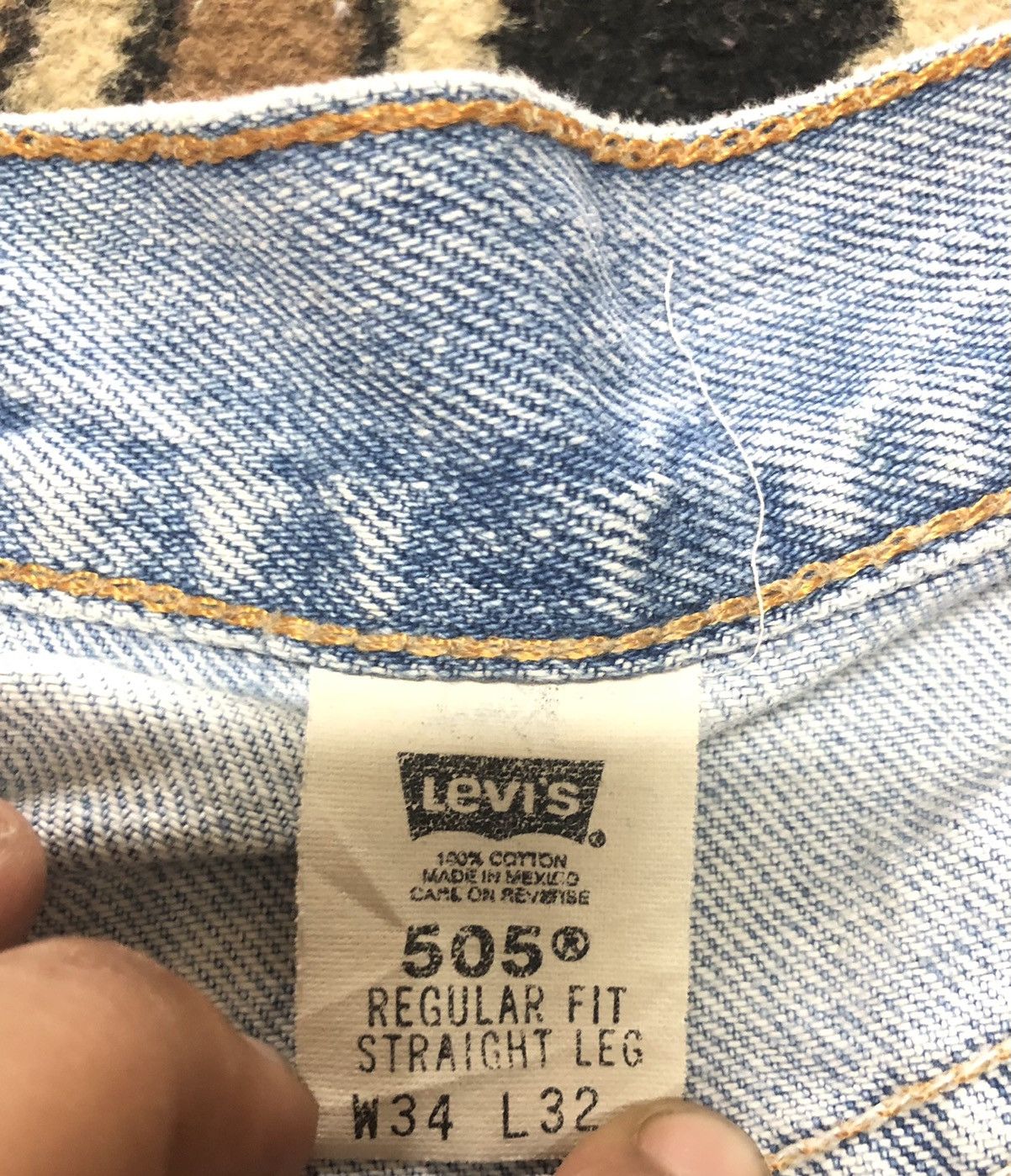 Levi's Vintage Clothing × Vintage VTG LEVIS 505 REGULAR FIT STRAIGHT LEG LIGHT BLUE WASH DENI Size US 34 / EU 50 - 9 Thumbnail