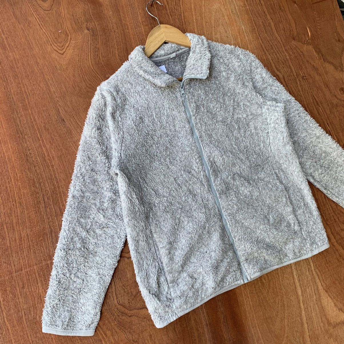 Japanese Brand × Uniqlo Uniqlo fluffy fleece jacket fits L XL Size XL / US 12-14 / IT 48-50 - 2 Thumbnail