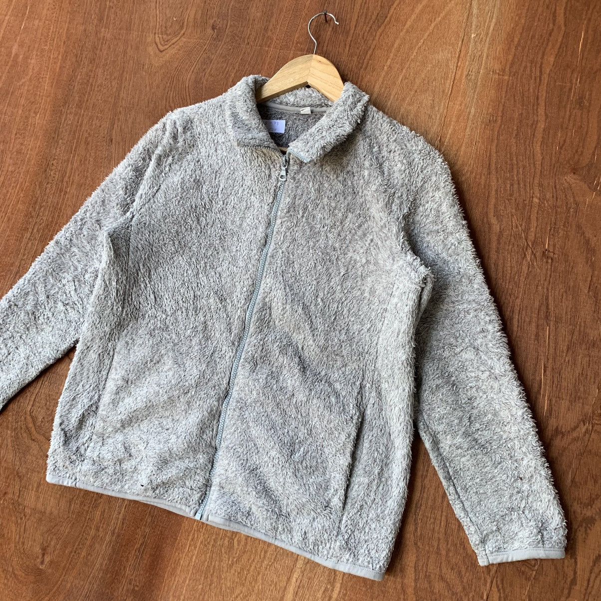 Japanese Brand × Uniqlo Uniqlo fluffy fleece jacket fits L XL Size XL / US 12-14 / IT 48-50 - 3 Thumbnail