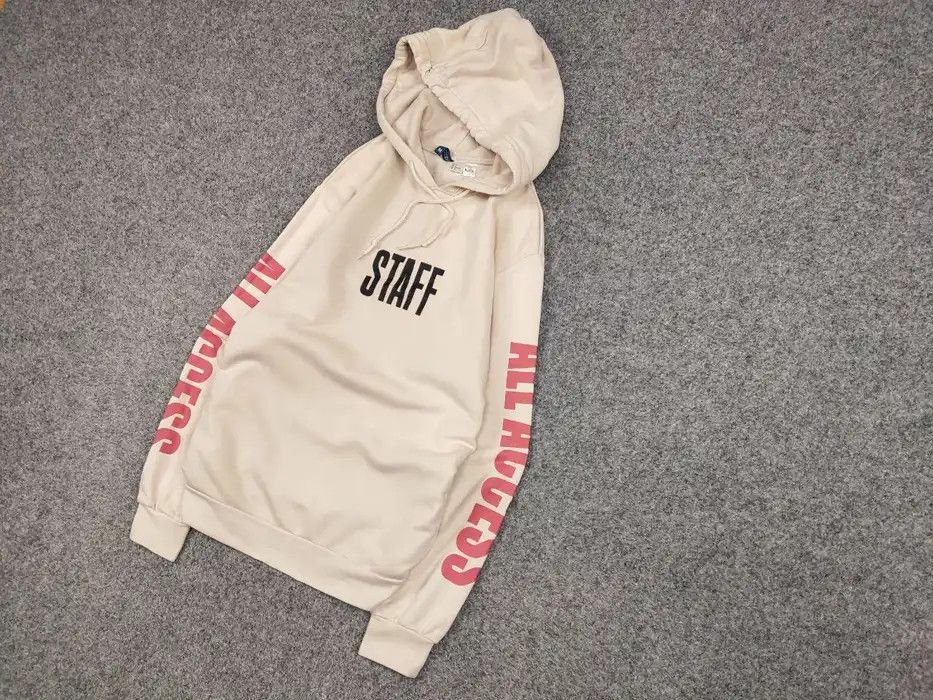 Justin Bieber Purpose World Tour Justin Bieber Staff Logo Beige Hoodie Size US M / EU 48-50 / 2 - 2 Thumbnail