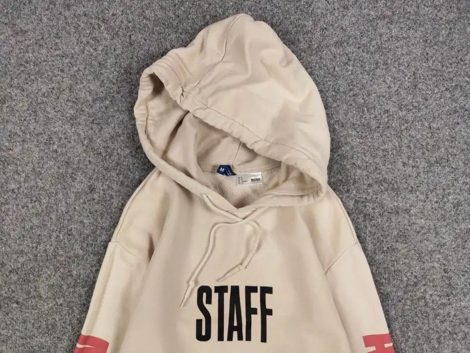 Justin Bieber Purpose World Tour Justin Bieber Staff Logo Beige Hoodie Size US M / EU 48-50 / 2 - 3 Thumbnail