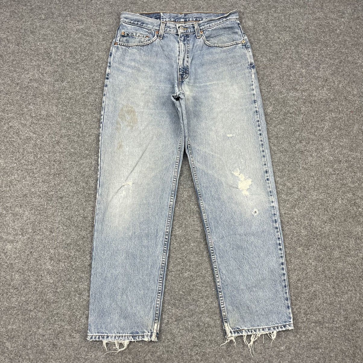 Levi's × Vintage Vintage Levi's 550 Light Wash Distressed -wc021 Size US 32 / EU 48 - 1 Thumbnail