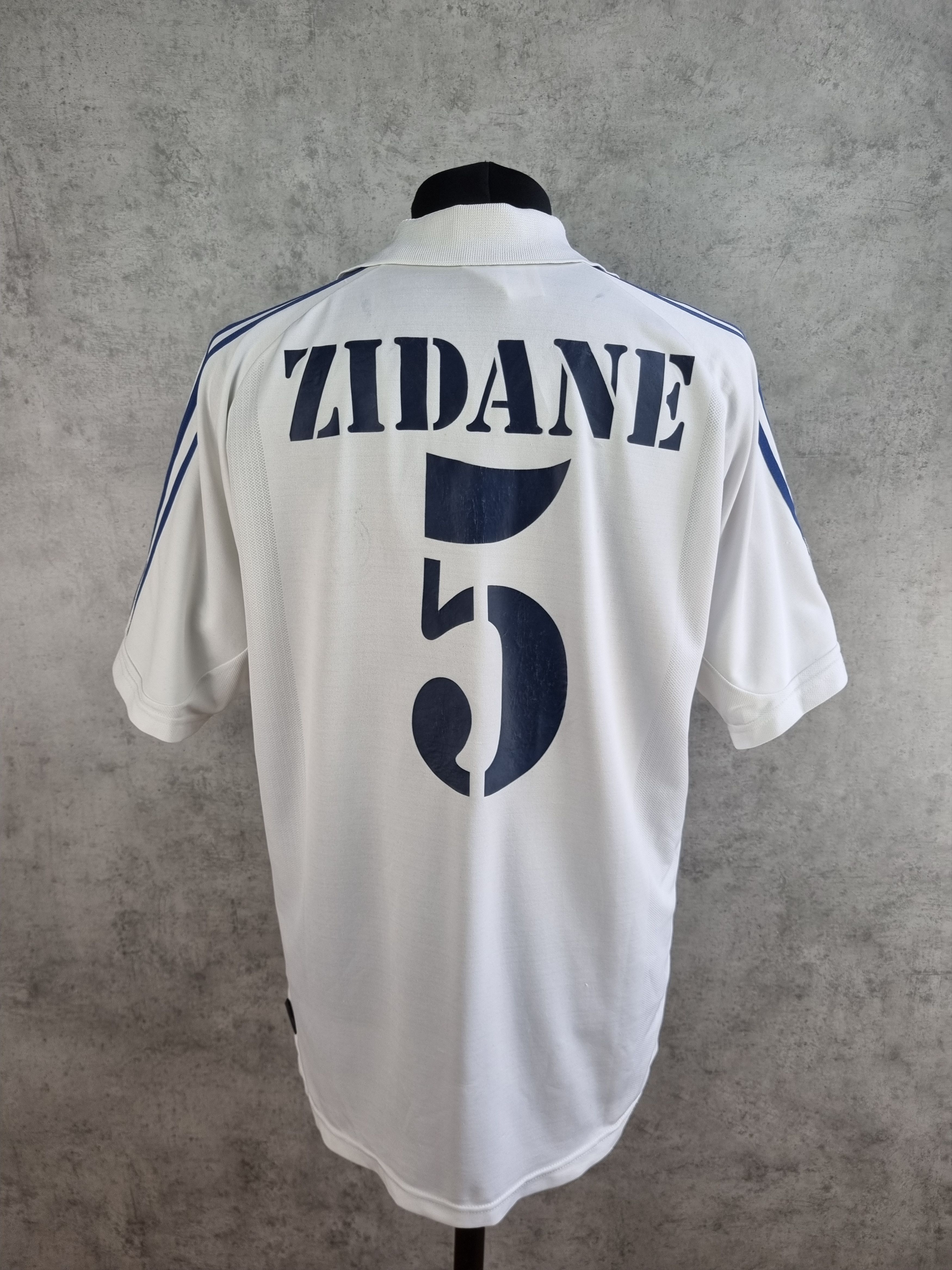 Adidas Zidane Real Madrid Adidas RMCF embroidered logo Jersey tee Size US L / EU 52-54 / 3 - 2 Thumbnail