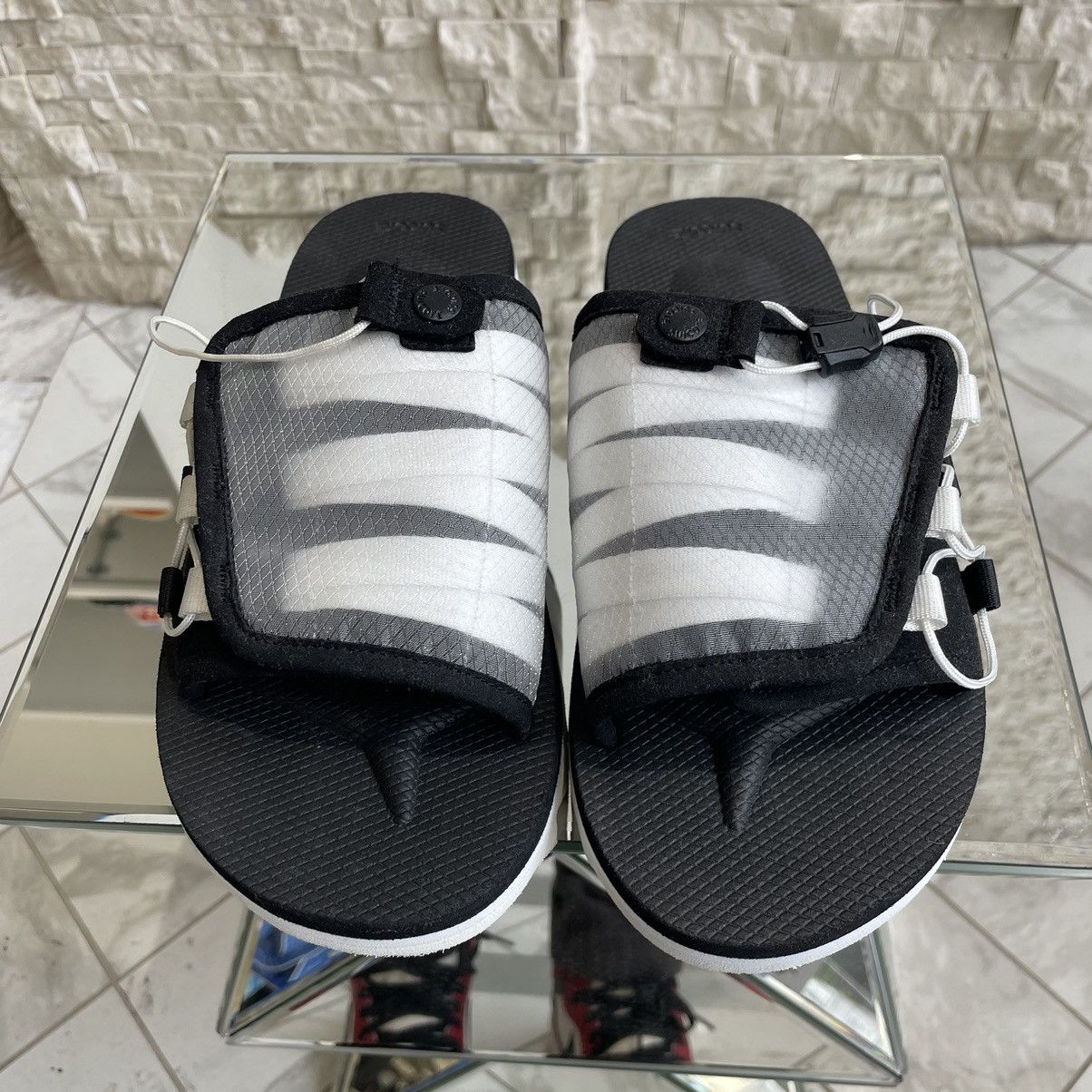 Suicoke Suicoke DAO-2ab Slide Size 7 Size US 7 / EU 40 - 6 Thumbnail
