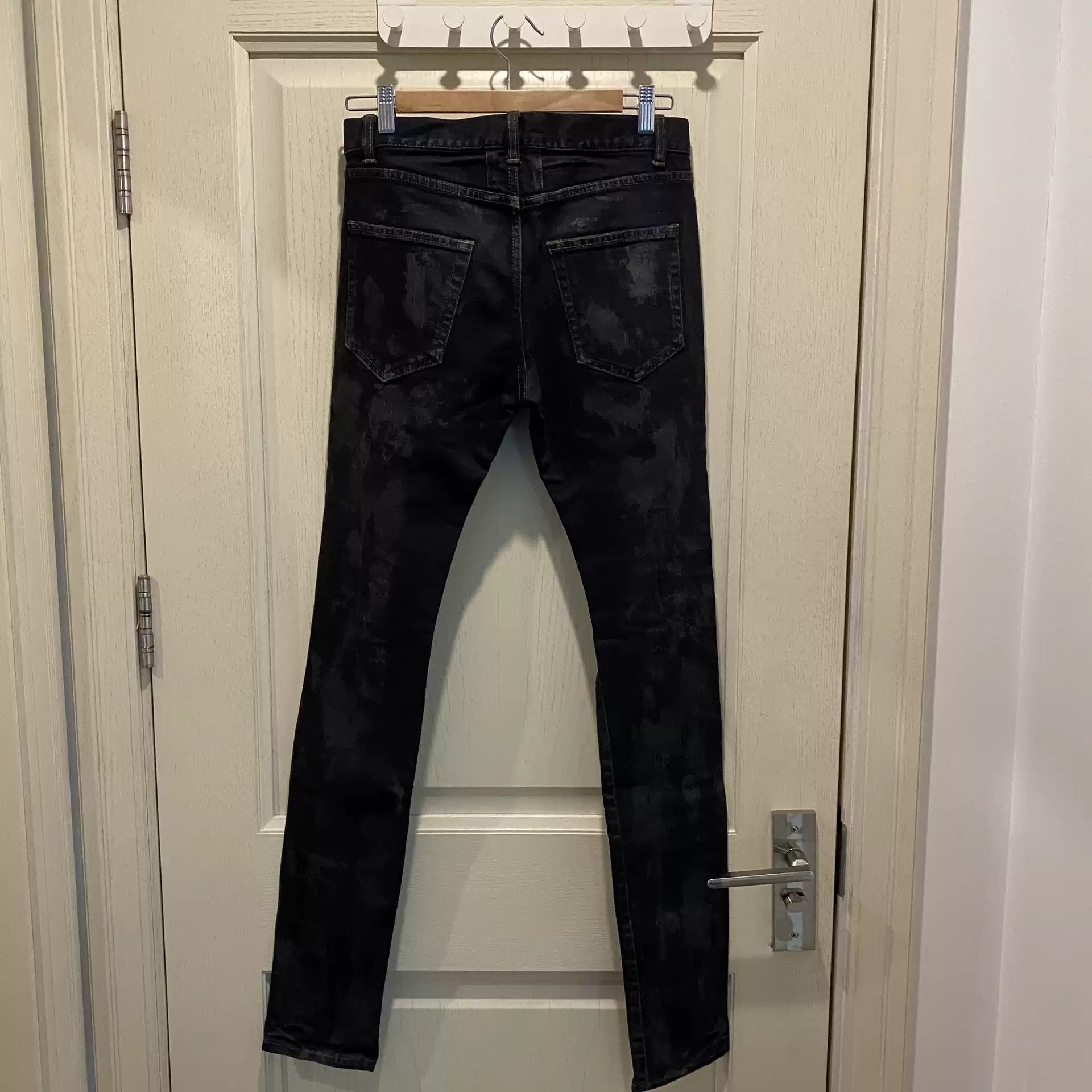 Saint Laurent Paris Hedi Original New Black Distressed Denim Jean Pant Size US 29 - 2 Thumbnail