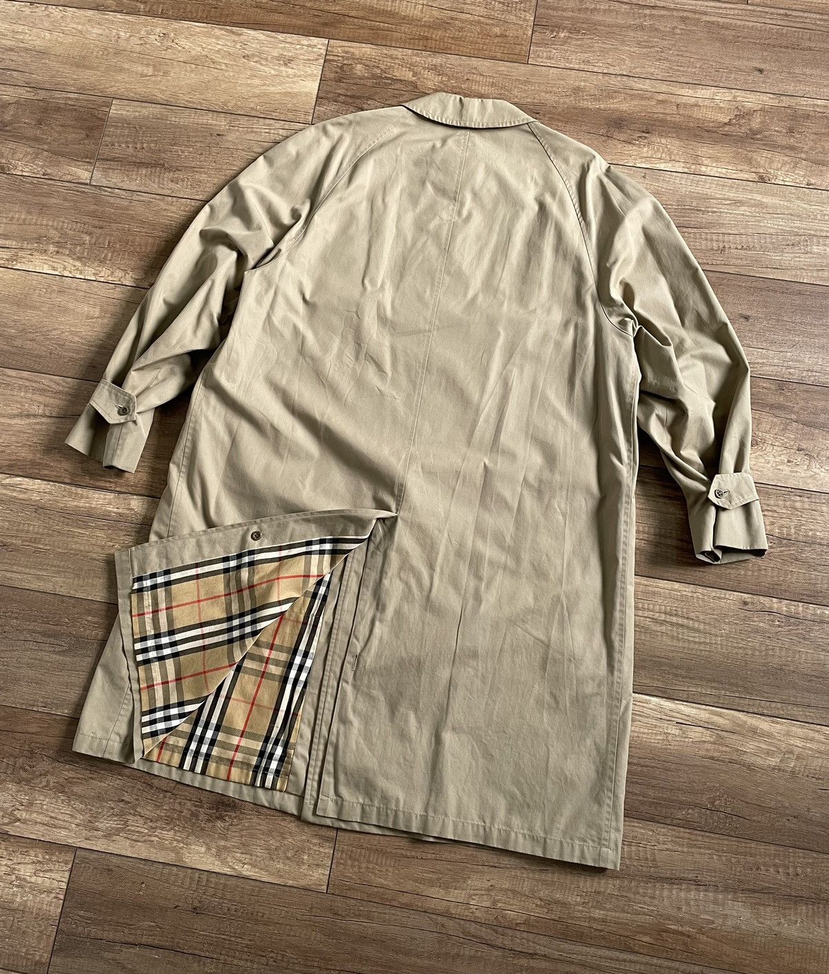 Burberry Vintage Burberry Beige Long Nova Check Trench Coat Jacket Size US L / EU 52-54 / 3 - 2 Thumbnail