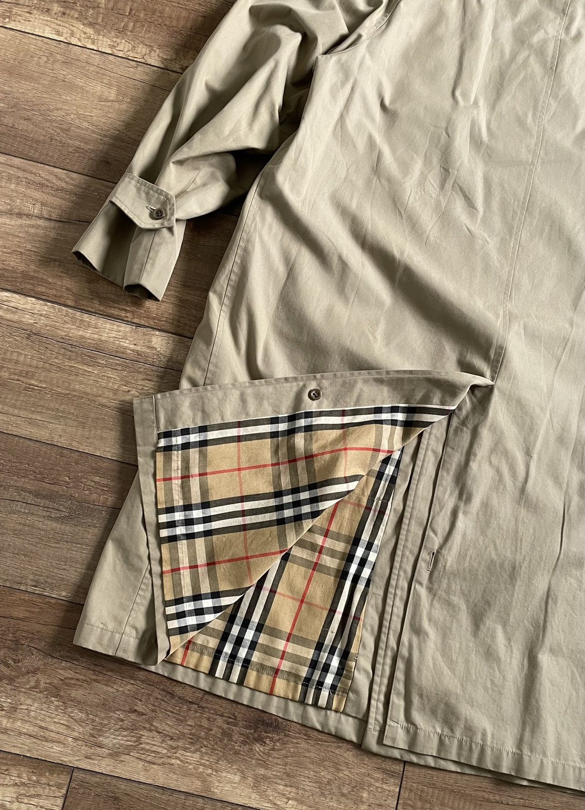 Burberry Vintage Burberry Beige Long Nova Check Trench Coat Jacket Size US L / EU 52-54 / 3 - 6 Thumbnail