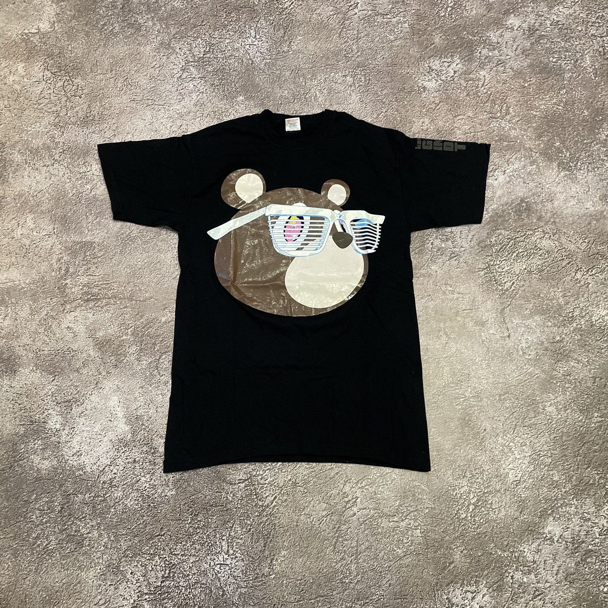 Vintage Vintage 2000s Graphic Tee Murakami Face Print Streetwear S Size US S / EU 44-46 / 1 - 2 Thumbnail