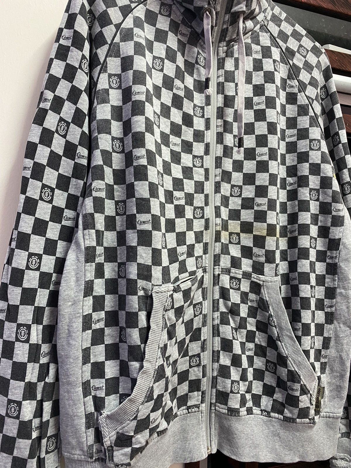 Element × Hypebeast 🔥 Rare 🔥 Distressed Element Checkerboard Hoodie Size US L / EU 52-54 / 3 - 16 Thumbnail