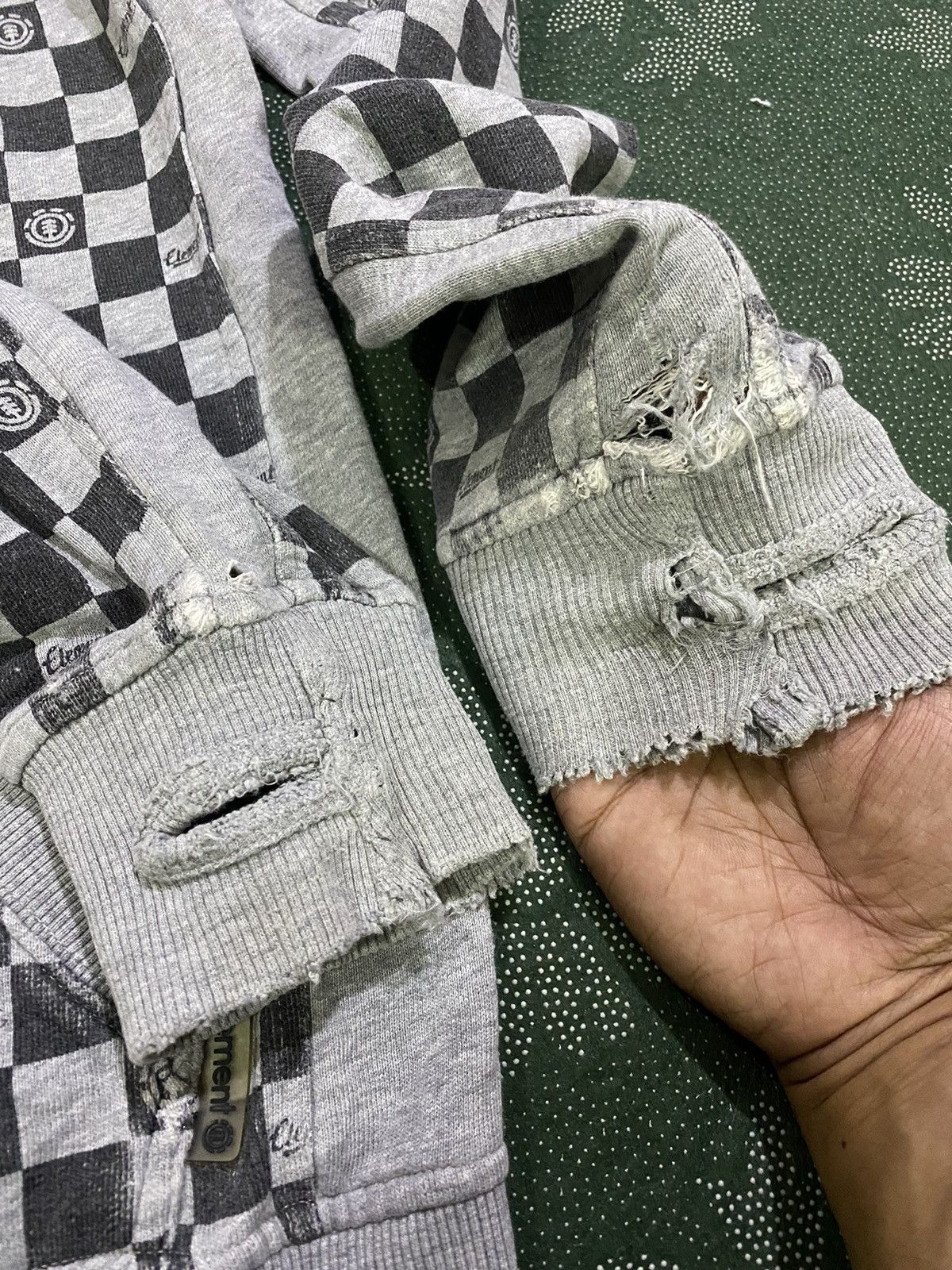 Element × Hypebeast 🔥 Rare 🔥 Distressed Element Checkerboard Hoodie Size US L / EU 52-54 / 3 - 11 Thumbnail