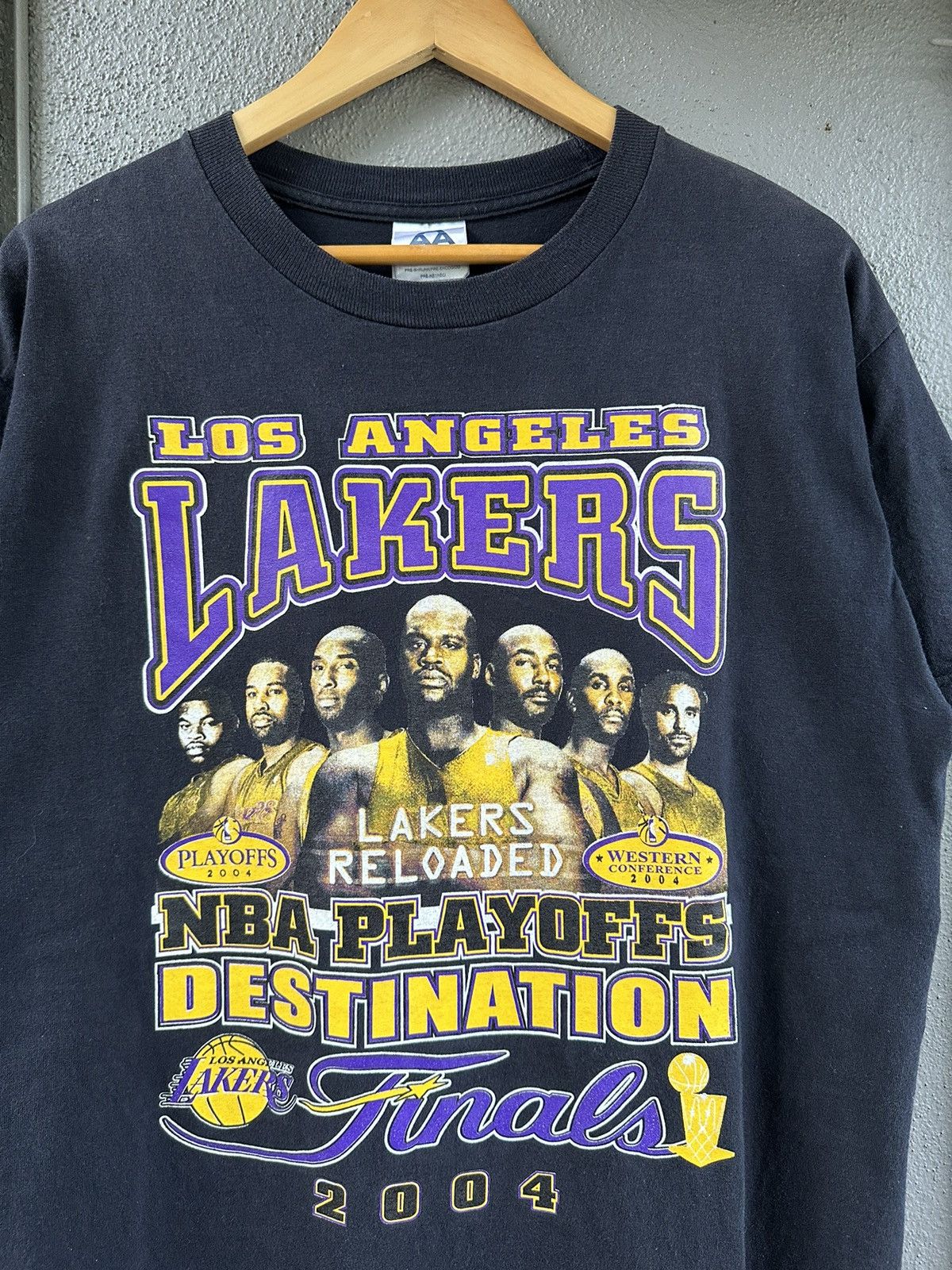 NBA × Rap Tees × Vintage Vintage LA Lakers Finals 2004 NBA RAPTEES KOBE SHAQ Size US L / EU 52-54 / 3 - 1 Thumbnail