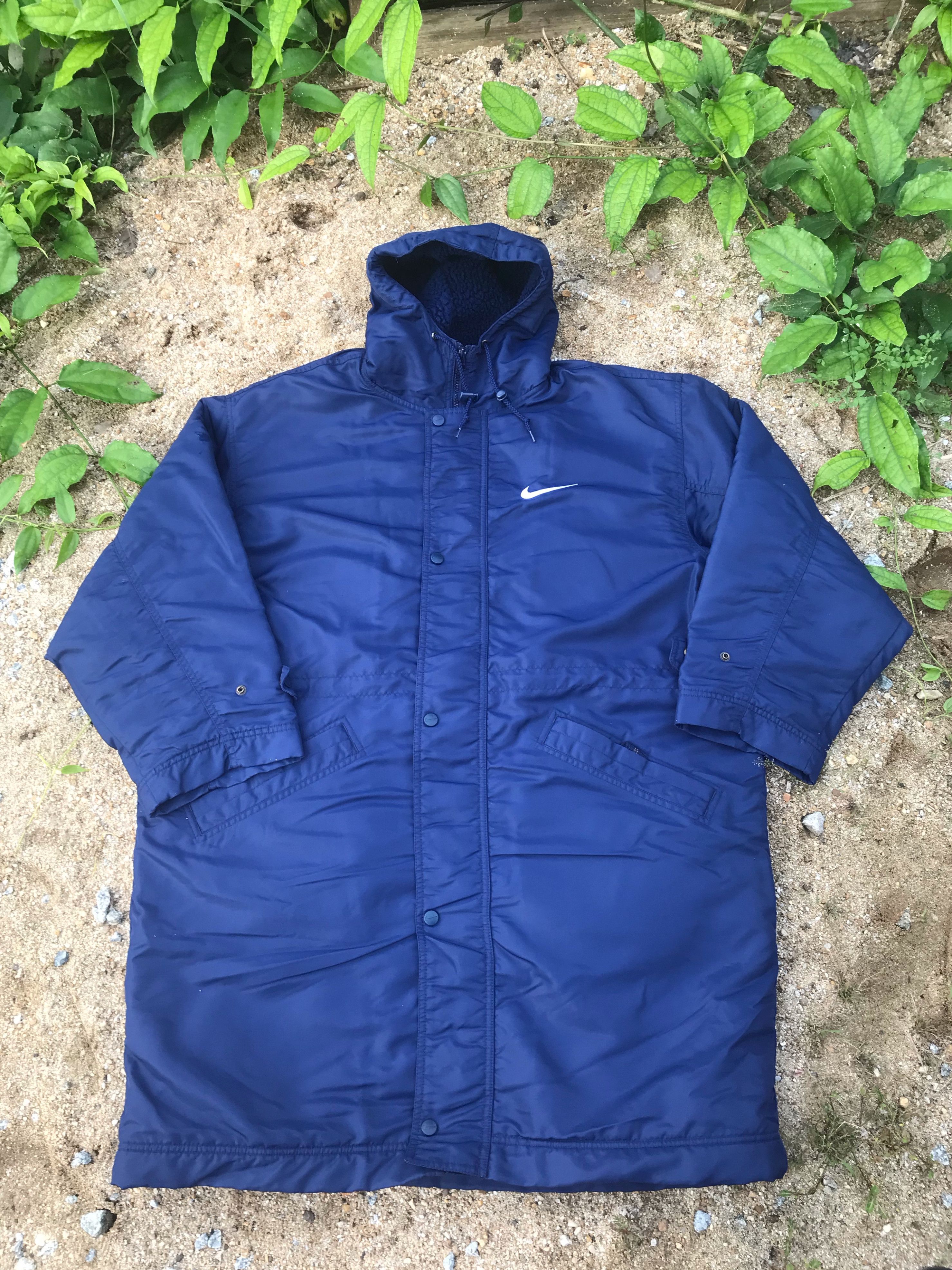 Vintage Vintage Nike long jacket hoodie Size US L / EU 52-54 / 3 - 1 Thumbnail