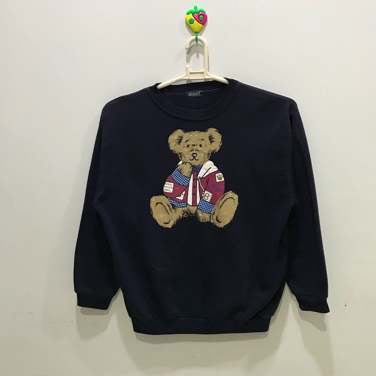 Japanese Brand × Vintage ALPINARD Vintage Sweatshirt Bear Design Size L Size US L / EU 52-54 / 3 - 1 Thumbnail