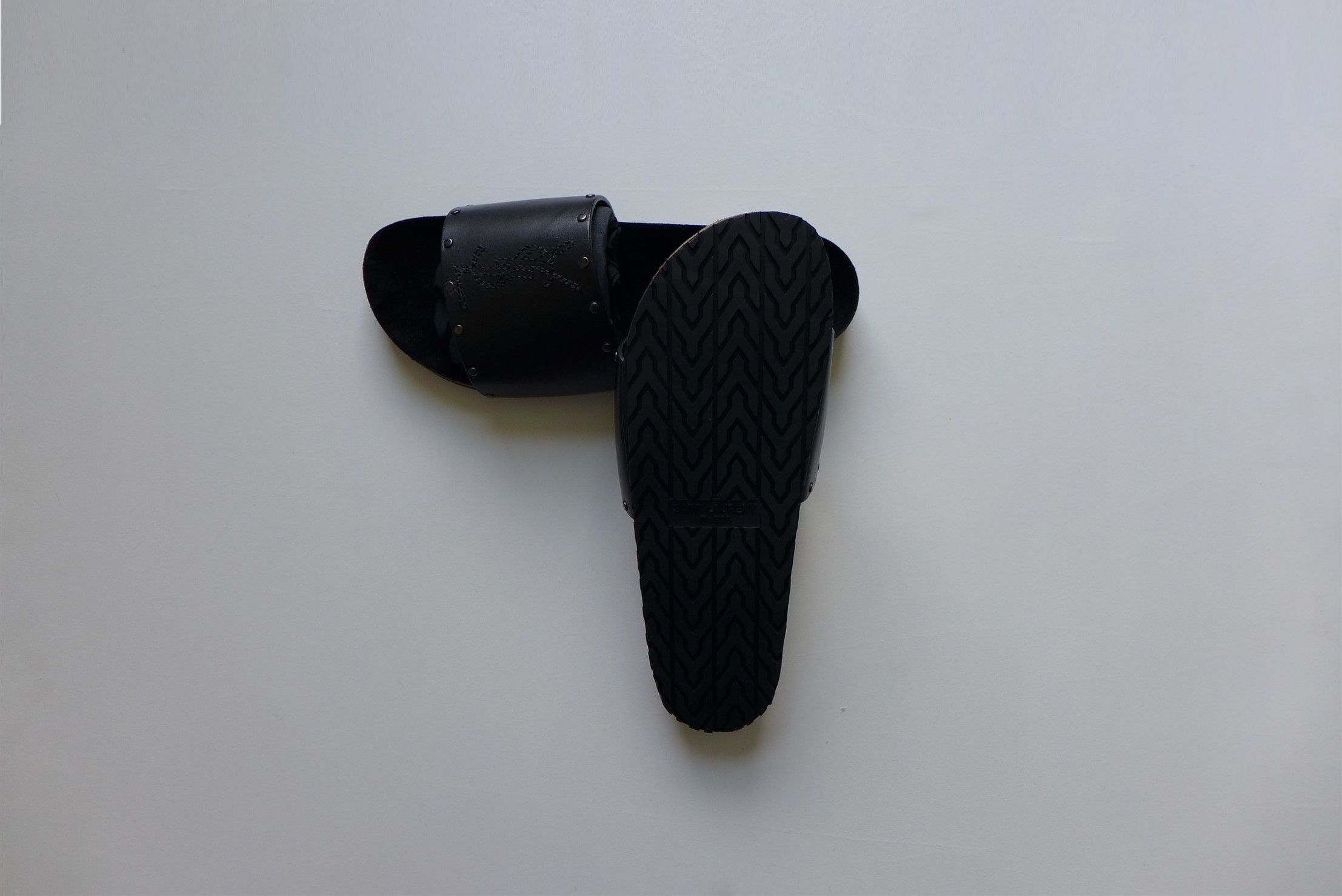 Saint Laurent Paris Saint Laurent Jimmy Logo Stud Slides Sandal - Black Leather Size US 11 / EU 44 - 16 Thumbnail