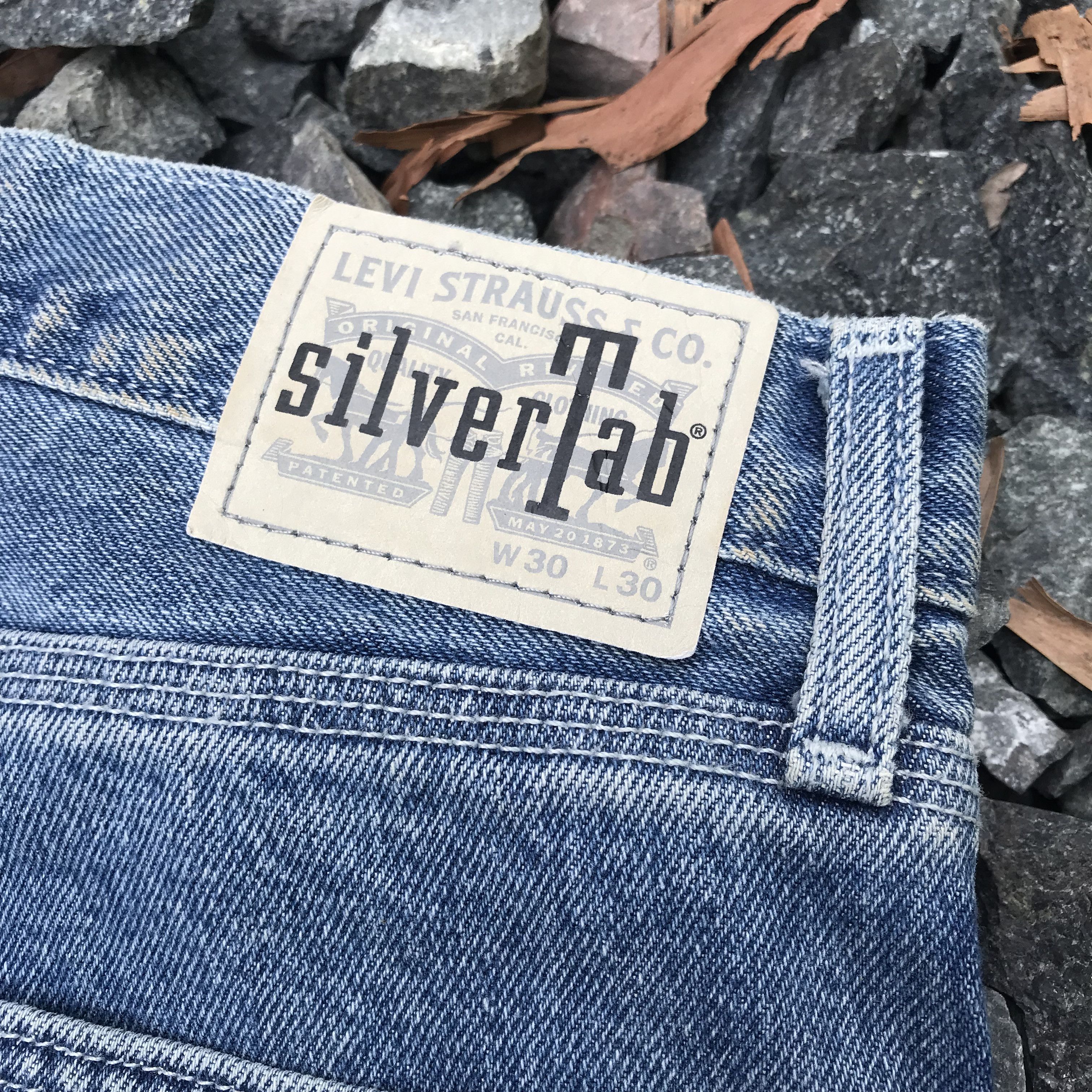 Levi's Vintage Clothing Vintage Levis Silvertab baggy carpenter jean W34x28.5 rock Size US 34 / EU 50 - 10 Thumbnail