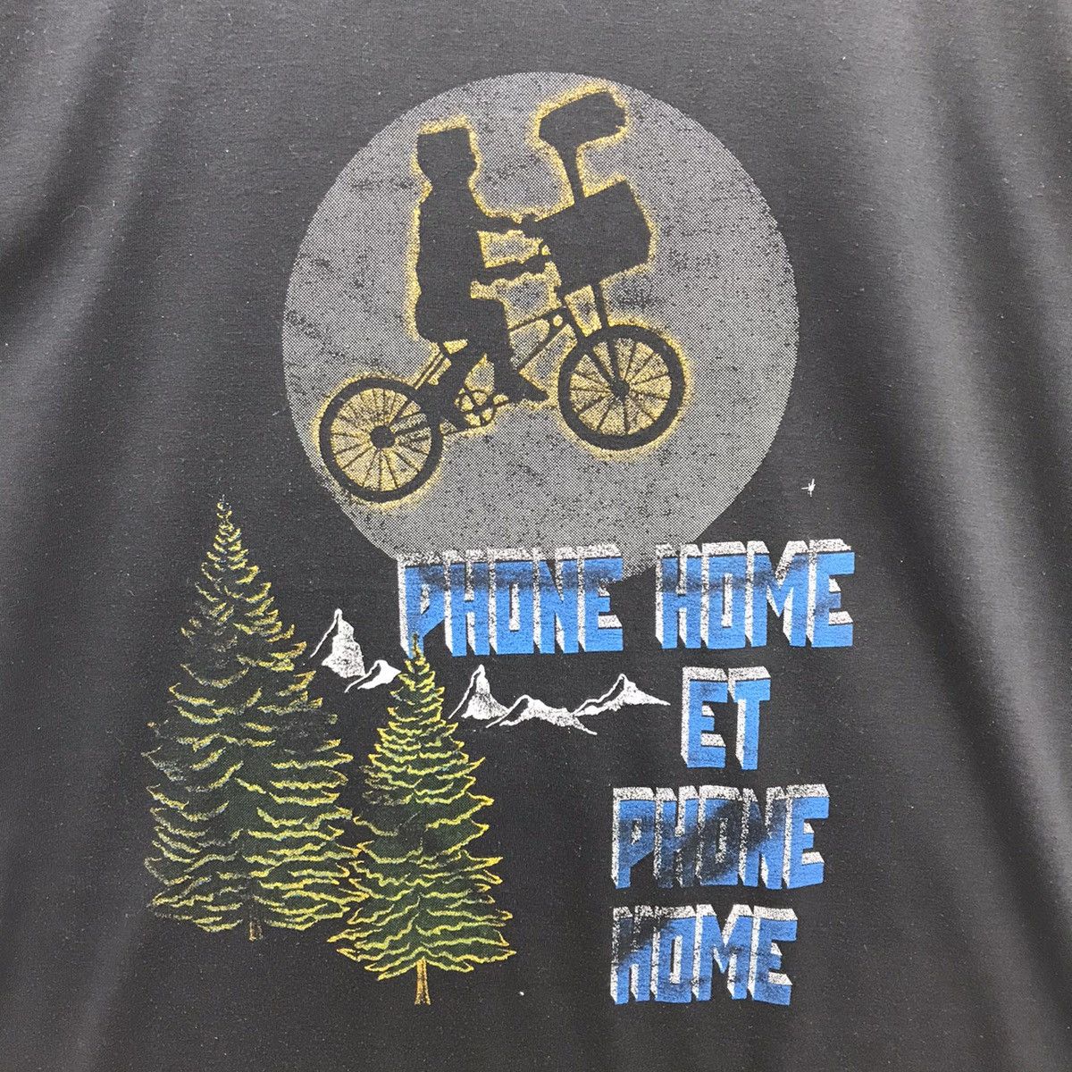 Vintage *Rare!! Vintage Movie Tee Phone Home ET Phone Home Size US L / EU 52-54 / 3 - 8 Thumbnail