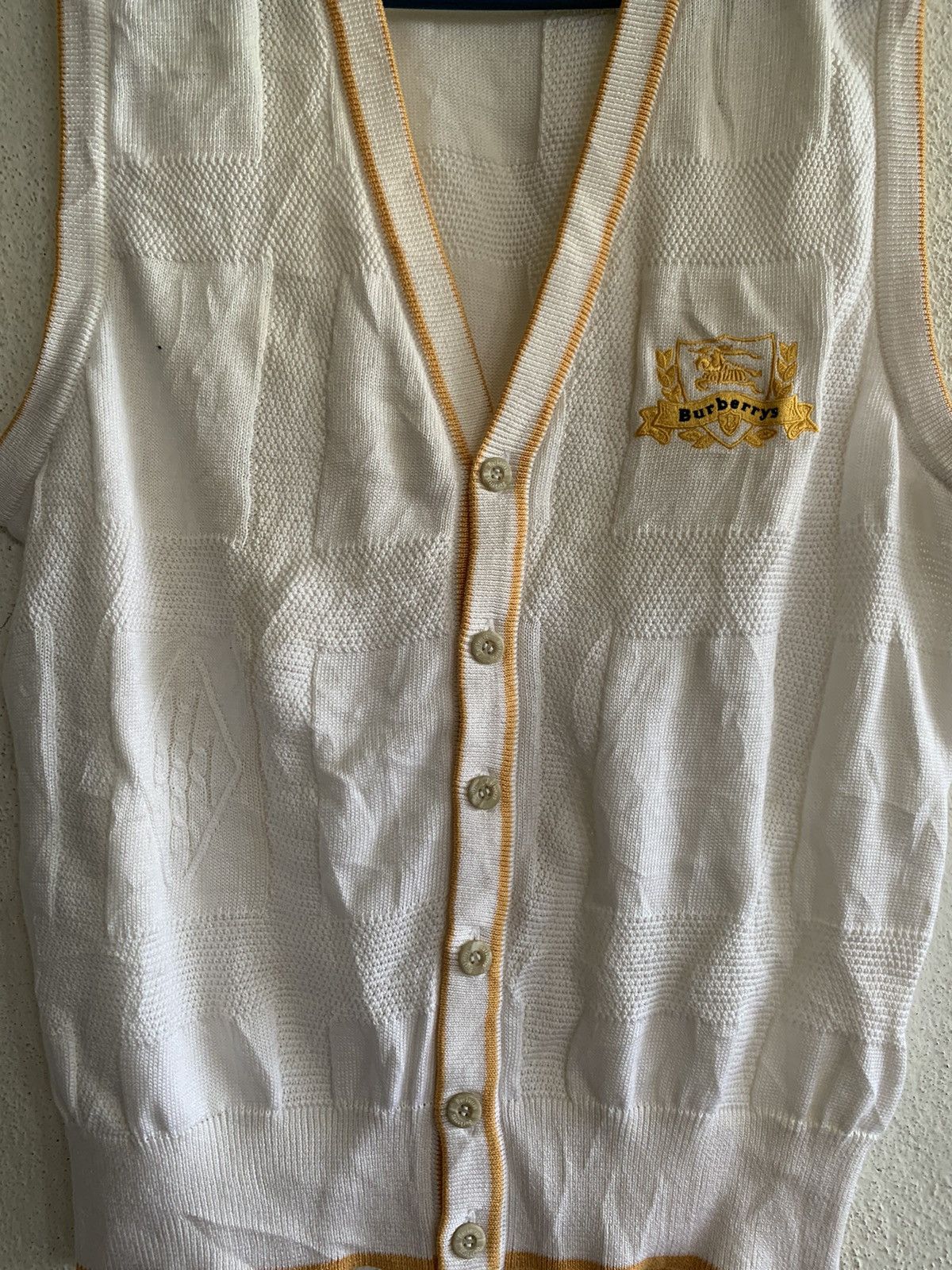 Burberry Vintage Burberry’s Sleeveless Knit Size US M / EU 48-50 / 2 - 7 Thumbnail