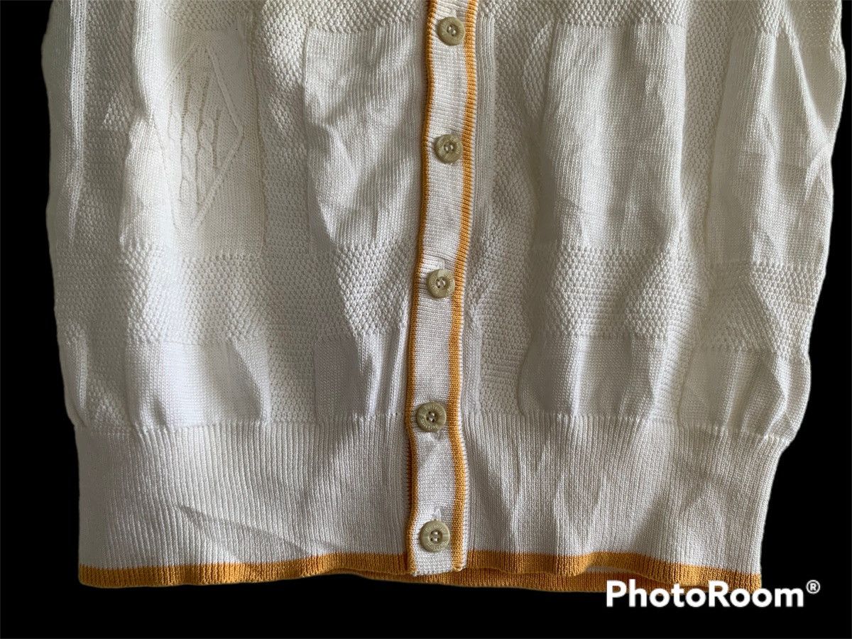 Burberry Vintage Burberry’s Sleeveless Knit Size US M / EU 48-50 / 2 - 10 Thumbnail