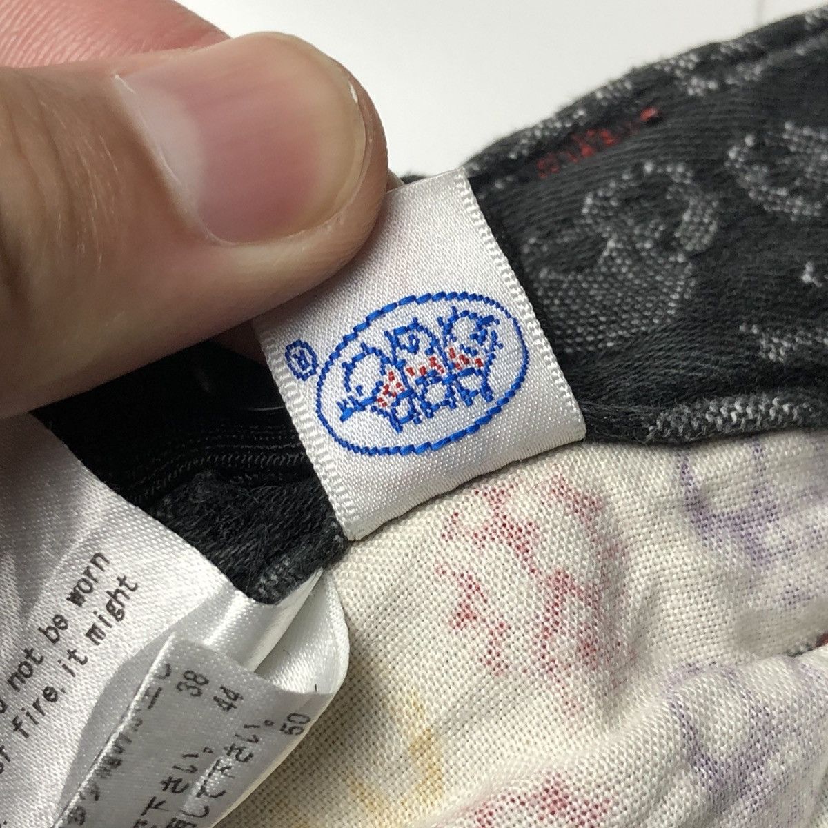 Japanese Brand 90s Back Riley Cross & Skeleton Denim Pants Size US 28 / EU 44 - 12 Thumbnail