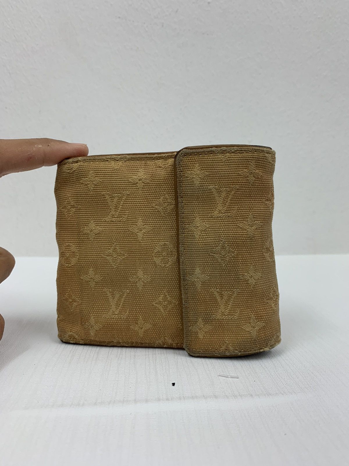 Louis Vuitton Louis Vuitton Mini Lin Monogram Compact Wallet Size ONE SIZE - 1 Thumbnail