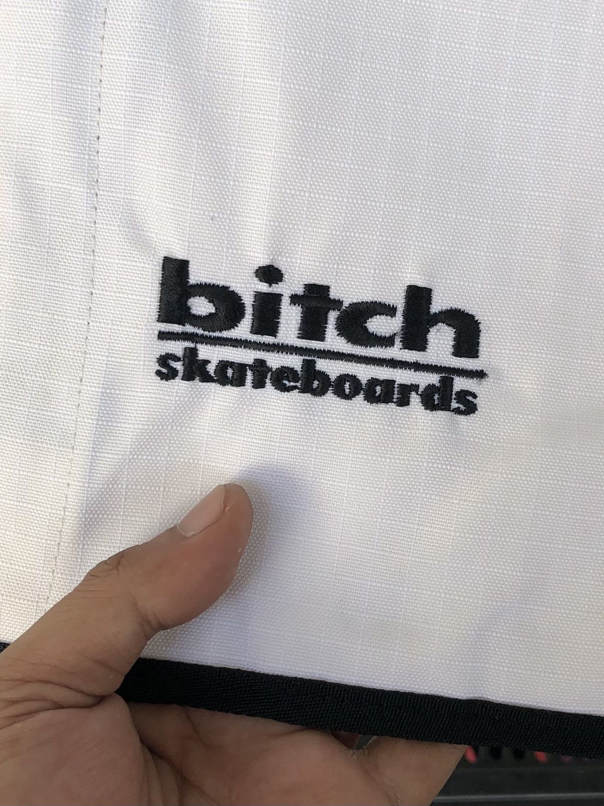 Other 💥 NOS 90s BITCH SKATEBOARDS SLING MESSENGER BAG Size ONE SIZE - 5 Thumbnail