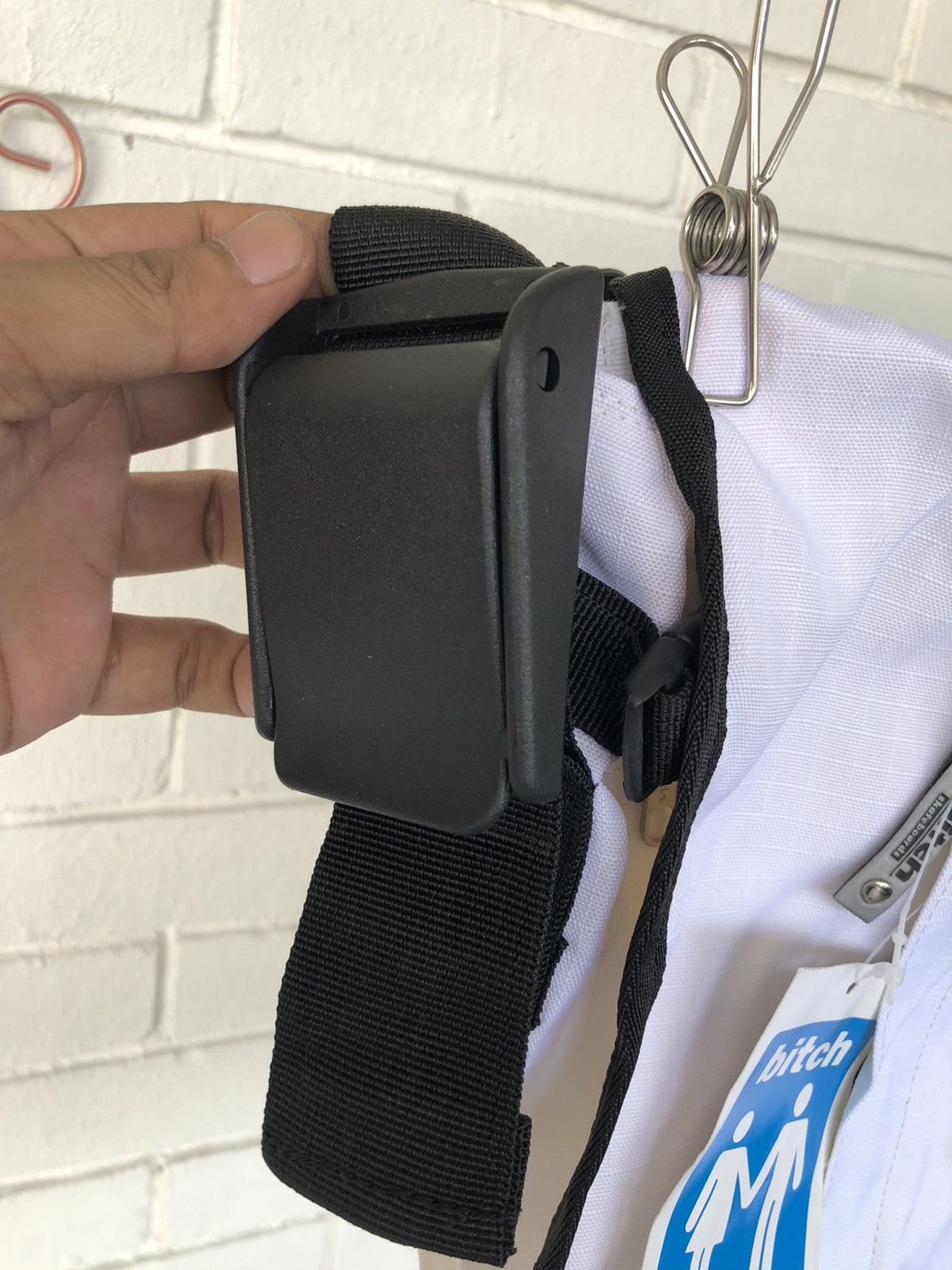 Other 💥 NOS 90s BITCH SKATEBOARDS SLING MESSENGER BAG Size ONE SIZE - 2 Thumbnail