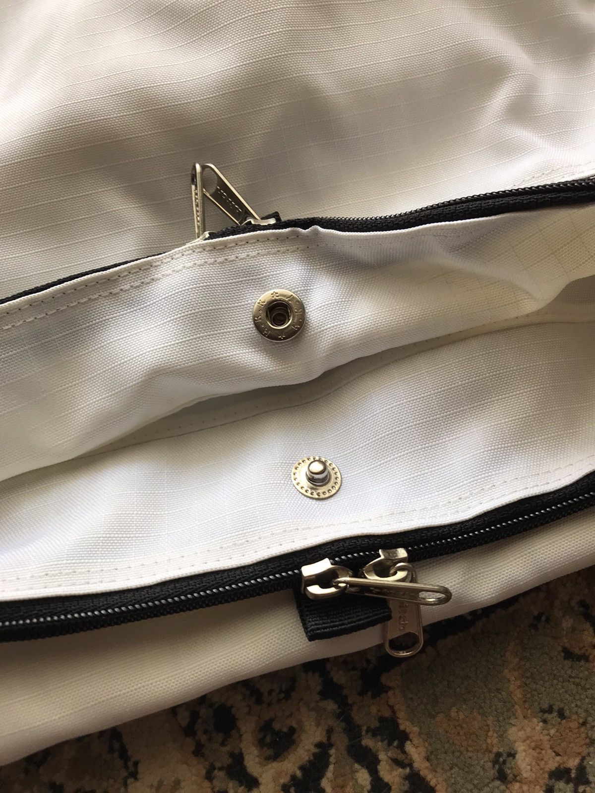 Other 💥 NOS 90s BITCH SKATEBOARDS SLING MESSENGER BAG Size ONE SIZE - 14 Thumbnail