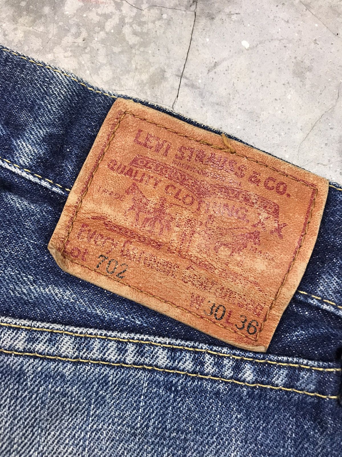 Levi's Vintage Clothing × Vintage VTG LEVI'S BIG "E" 90s LOT 702 XX SELVEDGE DENIM JAPAN🇯🇵 Size US 30 / EU 46 - 5 Thumbnail