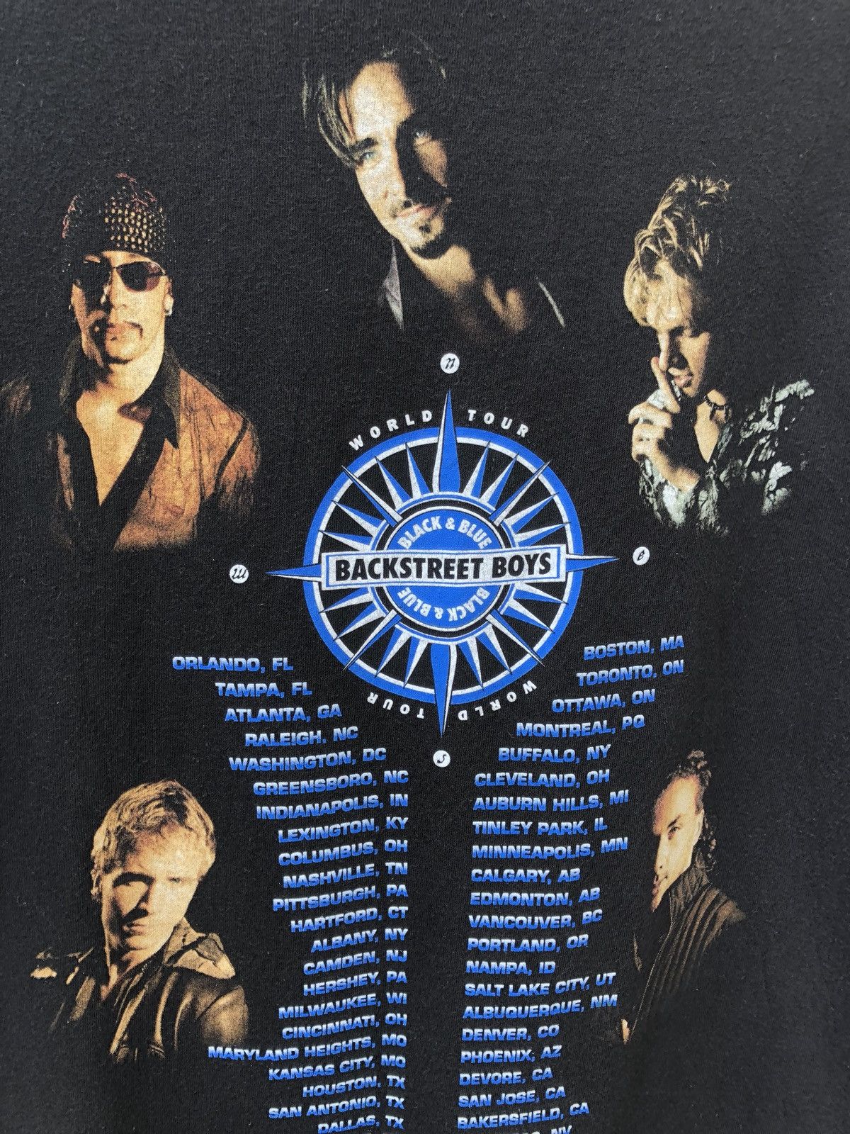 Band Tees × Vintage Vintage 2000 Backstreet Boys Black & Blue World Tour tees Size US L / EU 52-54 / 3 - 7 Thumbnail