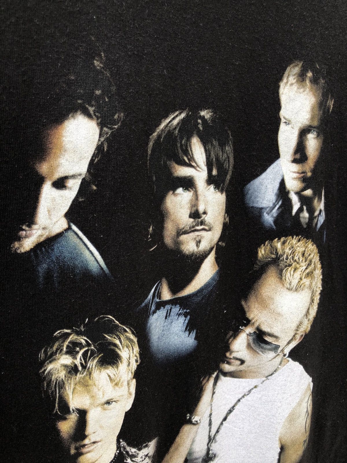 Band Tees × Vintage Vintage 2000 Backstreet Boys Black & Blue World Tour tees Size US L / EU 52-54 / 3 - 4 Thumbnail