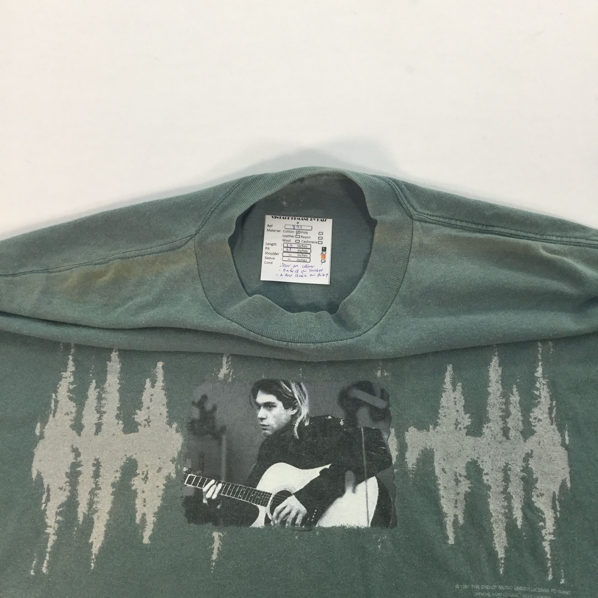 Band Tees Vintage 1997 Kurt Cobain Nirvana Photo Tee Size US XL / EU 56 / 4 - 8 Thumbnail