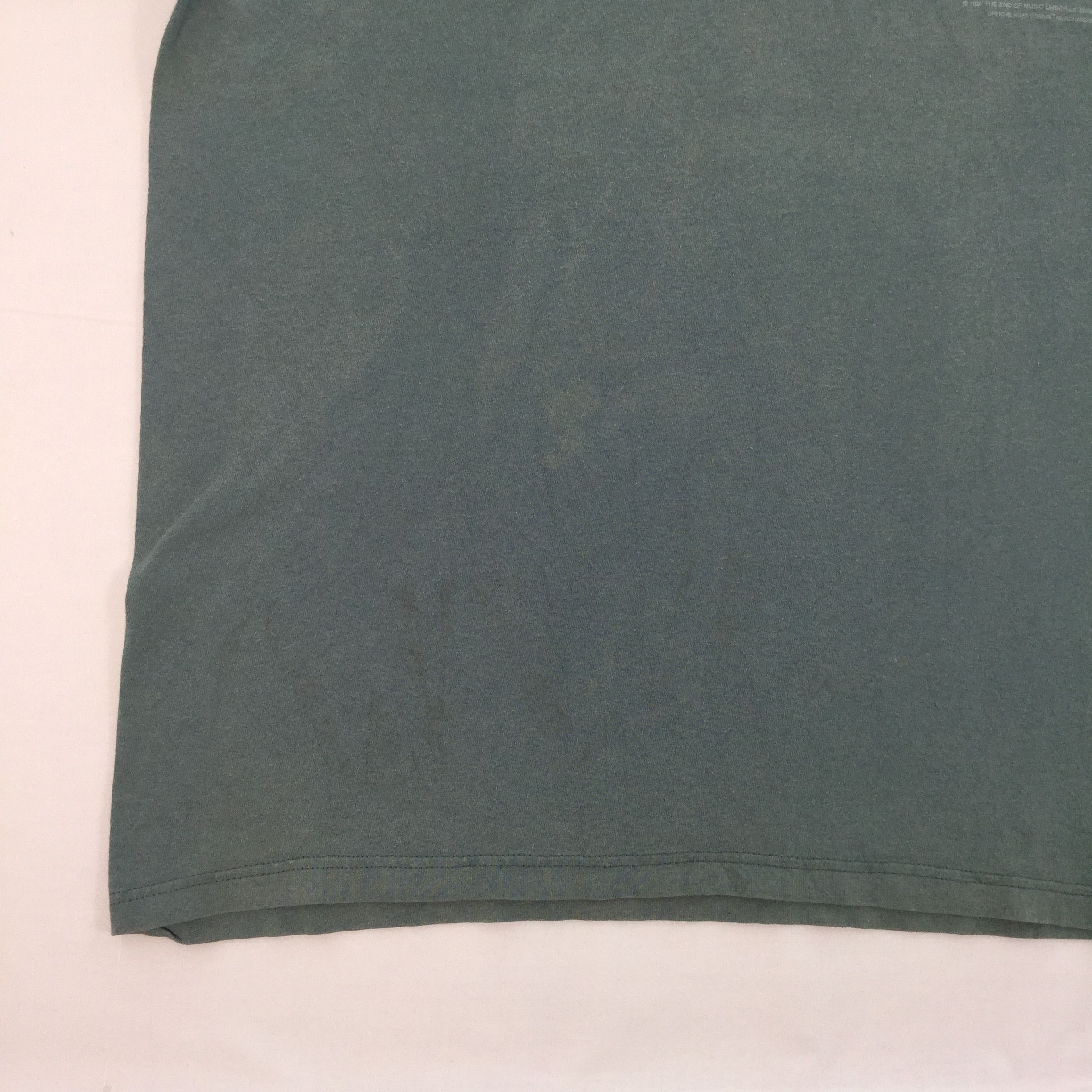 Band Tees Vintage 1997 Kurt Cobain Nirvana Photo Tee Size US XL / EU 56 / 4 - 6 Thumbnail