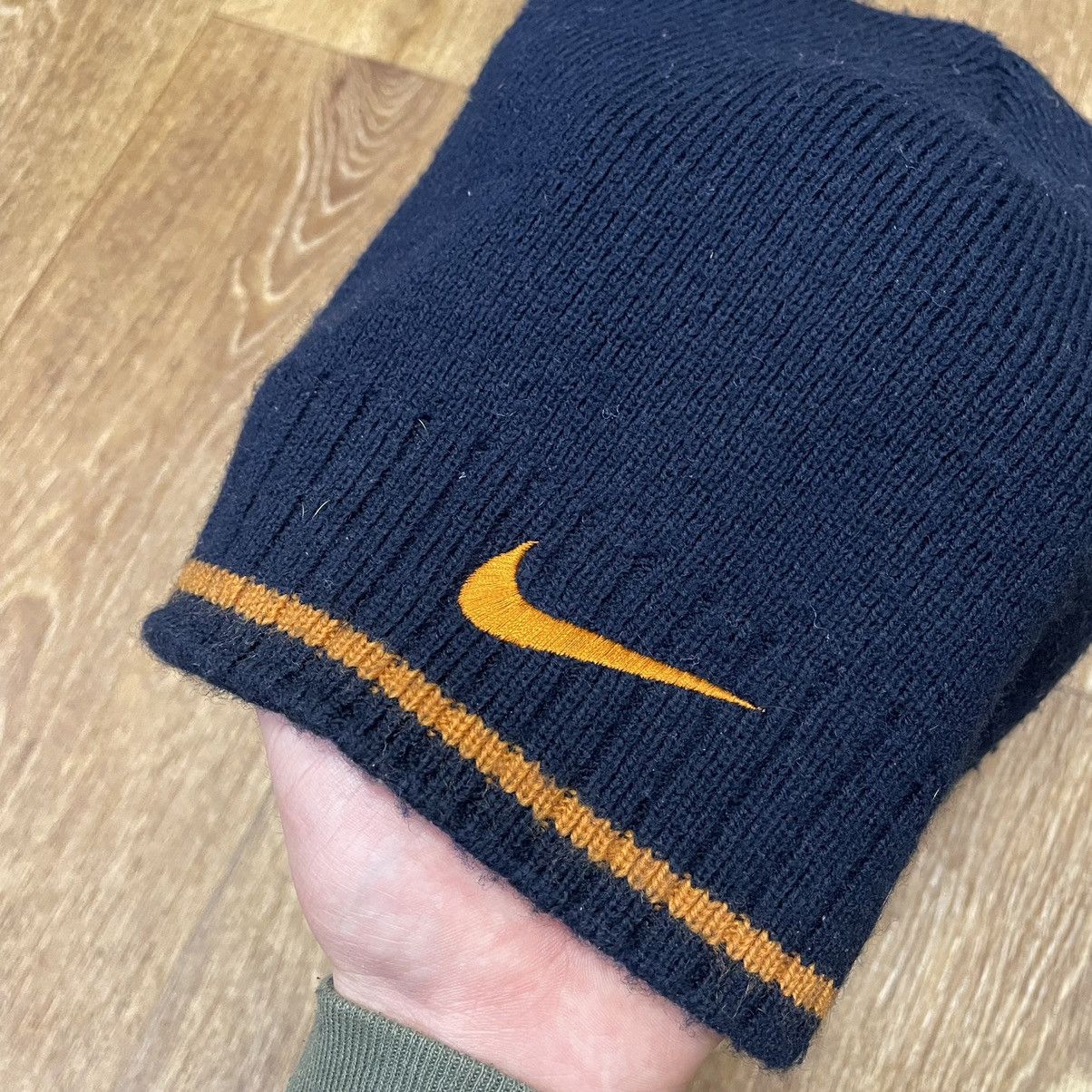 Vintage Vintage 90s Nike Swoosh Logo Beanie Navy Streetwear Swag OS Size ONE SIZE - 2 Thumbnail