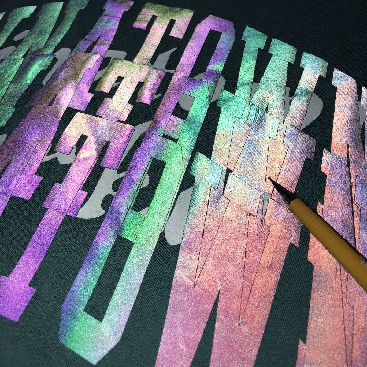 Market Chinatown Market Never Dies Rainbow 3M Velvet Rare Custom Size US M / EU 48-50 / 2 - 10 Thumbnail